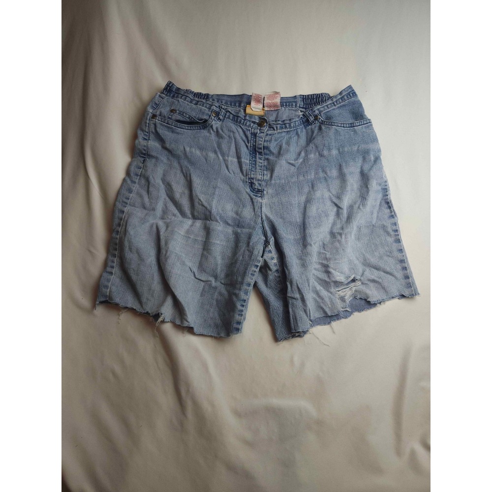Ruby Rd Petite Light Wash Denim Cut Off Shorts Size 14P Womens